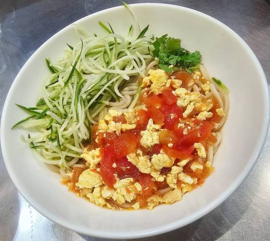 Hot Dry Noodles with Tomato and Egg 热干拌西红柿鸡蛋面